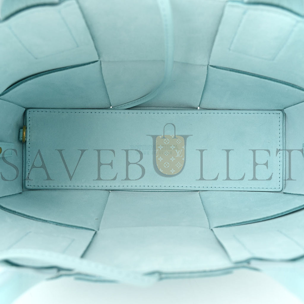 BOTTEGA VENETA GRAINED CALFSKIN MAXI INTRECCIATO MINI ARCO TOTE PALE BLUE (25*17*8cm)