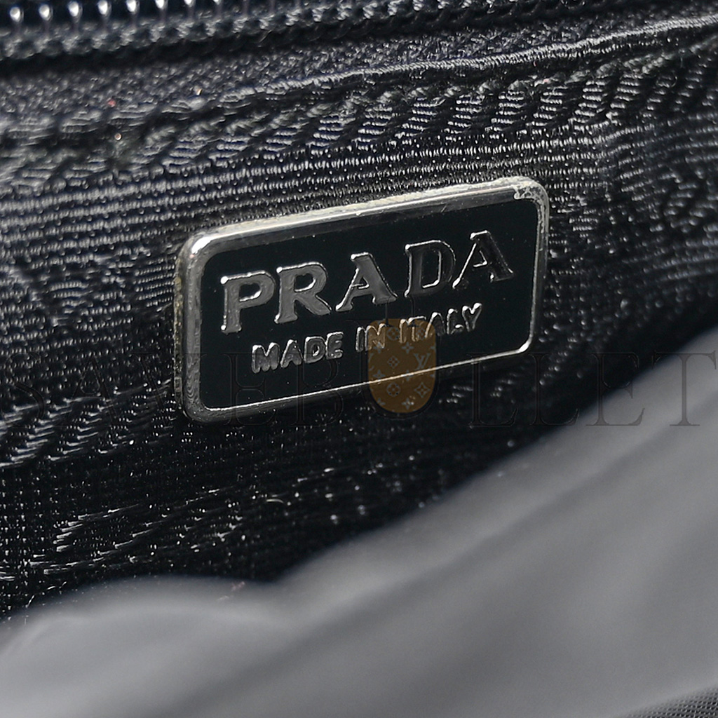 PRADA NYLON FLAP MESSENGER BAG BLACK (15*15*8cm)